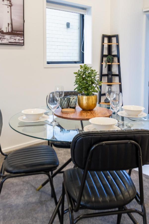 3 Bedroom 2 Bath Central City Крайстчърч Екстериор снимка