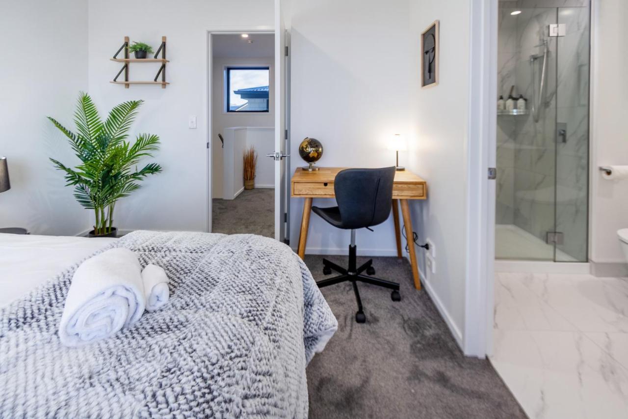 3 Bedroom 2 Bath Central City Крайстчърч Екстериор снимка