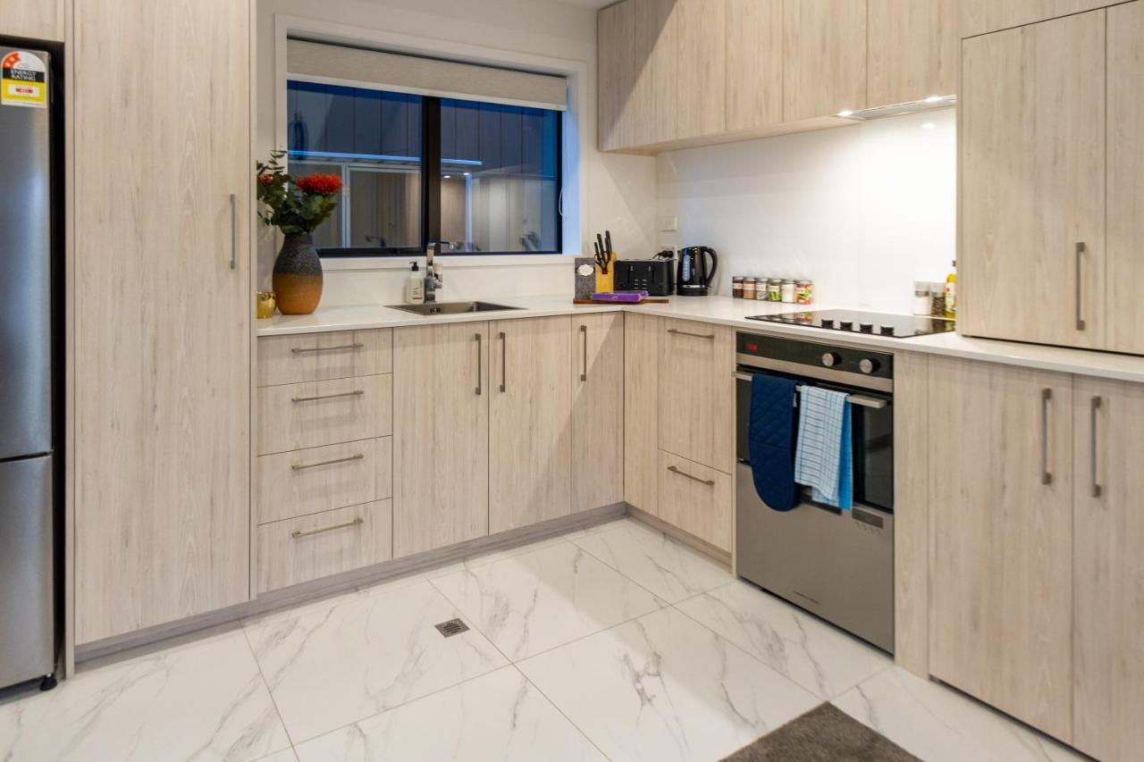 3 Bedroom 2 Bath Central City Крайстчърч Екстериор снимка